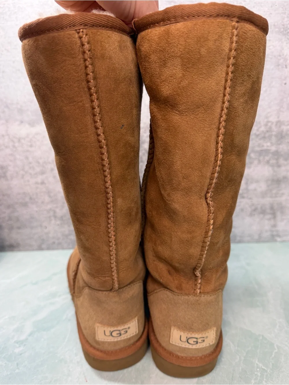 UGG Classic Tall Suede Winter Boots in Chestnut Shearling Lining Size 7